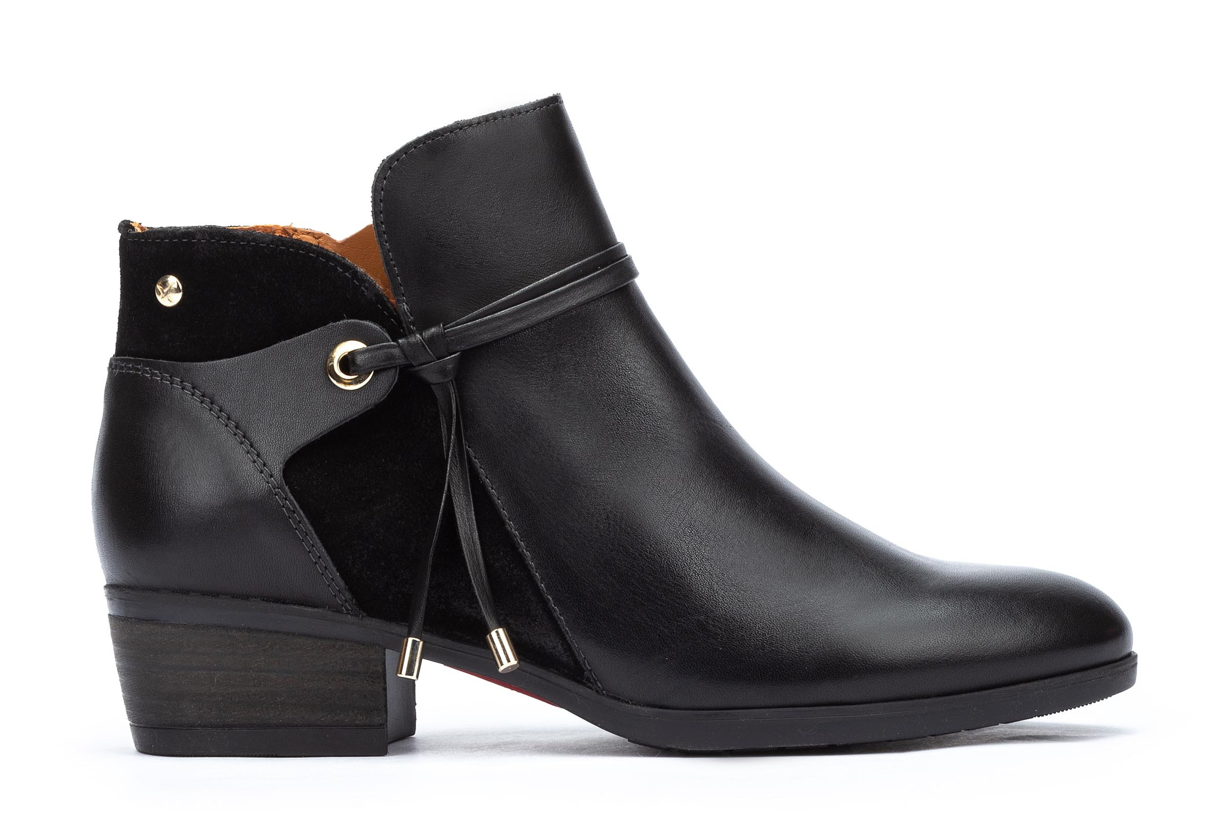 Pikolinos black boots cheap