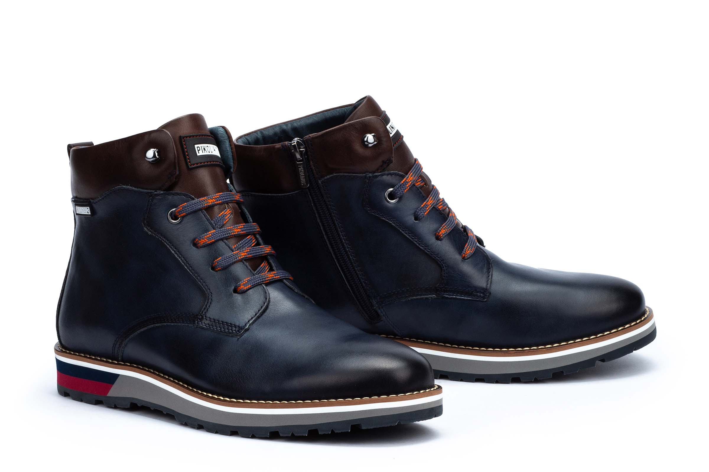 Pikolinos men's boots sales