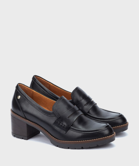 Pikolinos moccasin on sale
